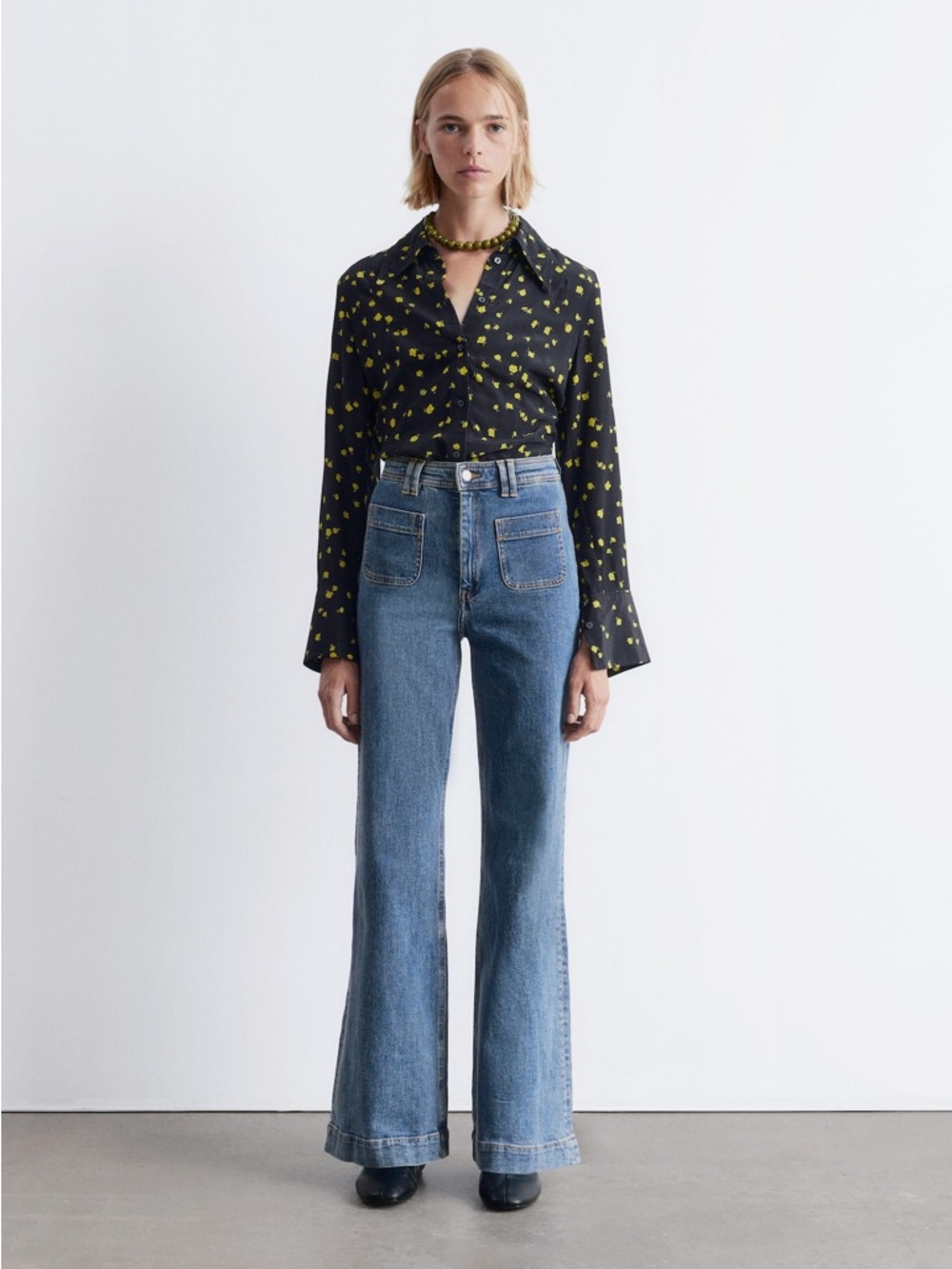 NWOT & Other Stories High Waist Front Patch Pocket Mid Wash Flare Jeans, Size 24